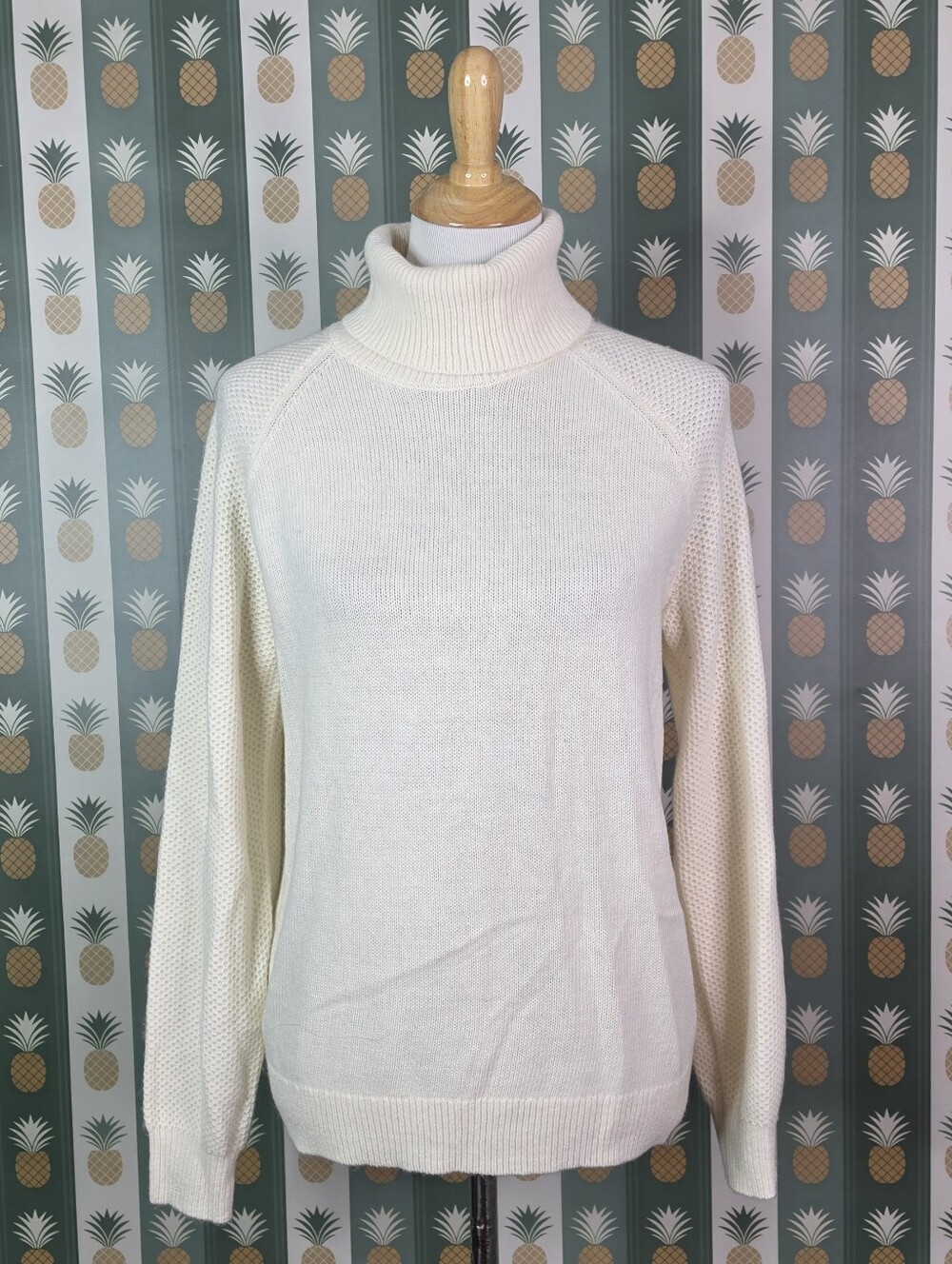 LOFT Cream Turtleneck Sweater